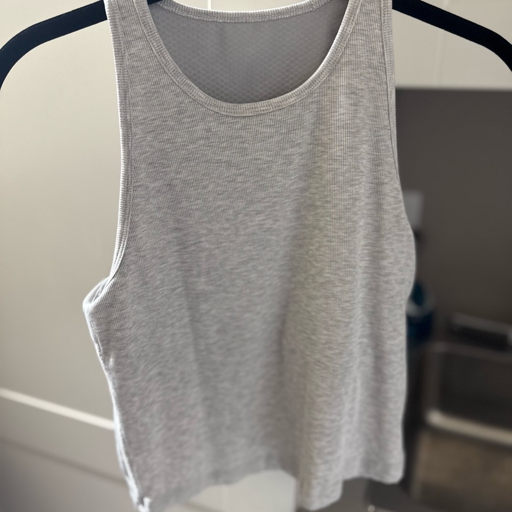 Vuori Pose Plyo Tank - Picture 4 of 14